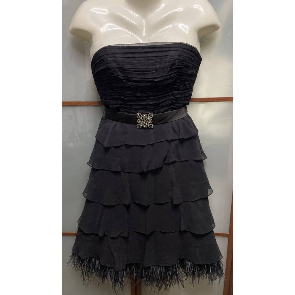 BCBG Maxazria Vintage Y2K Black Chiffon Strapless Feather Hem Goth Dress Size 4